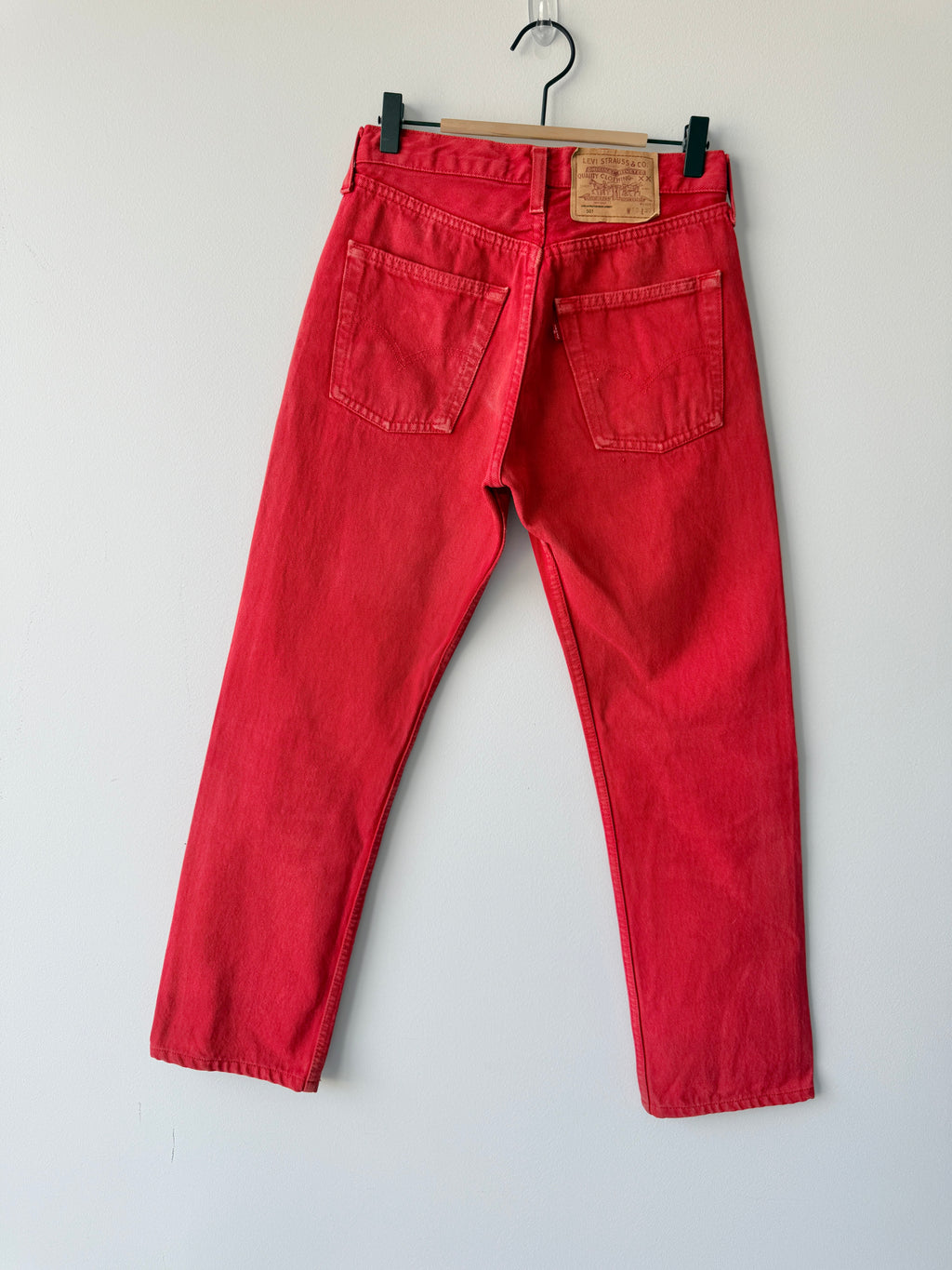 Soft W27 L28 vintage Levis 501 red 26/27” measured waist 501s early 90s