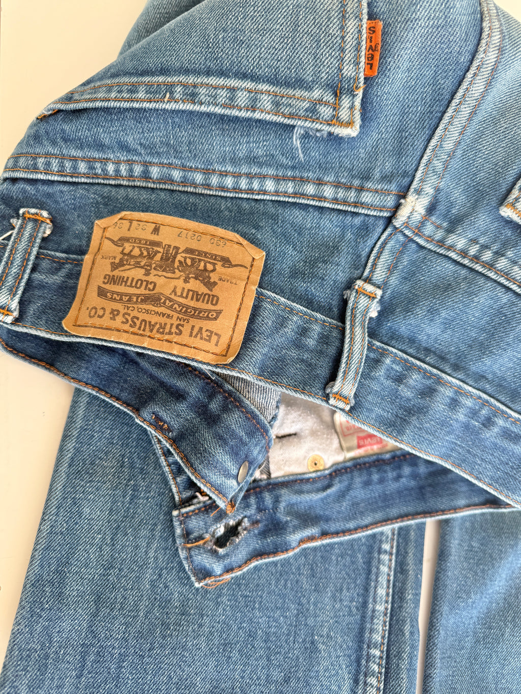 W28 L31 vintage Levis 630 27-28” measured dark blue denim 80s/90s  630s