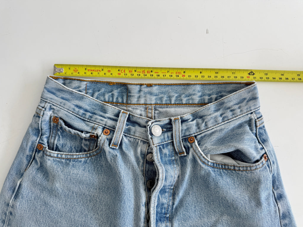 Soft shorts W25 L13 vintage Levis 501 24/25” measured waist light faded blue 501s amazing fade 90s denim