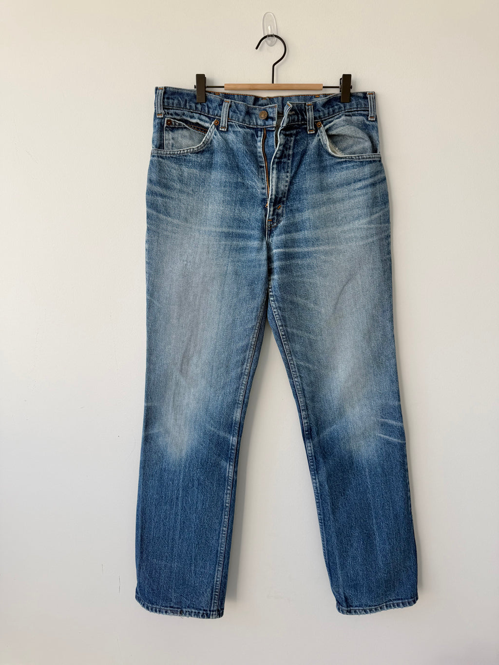 W33 L32 vintage Levis dark faded blue 32/33” measured waist late 80s levis orange tag