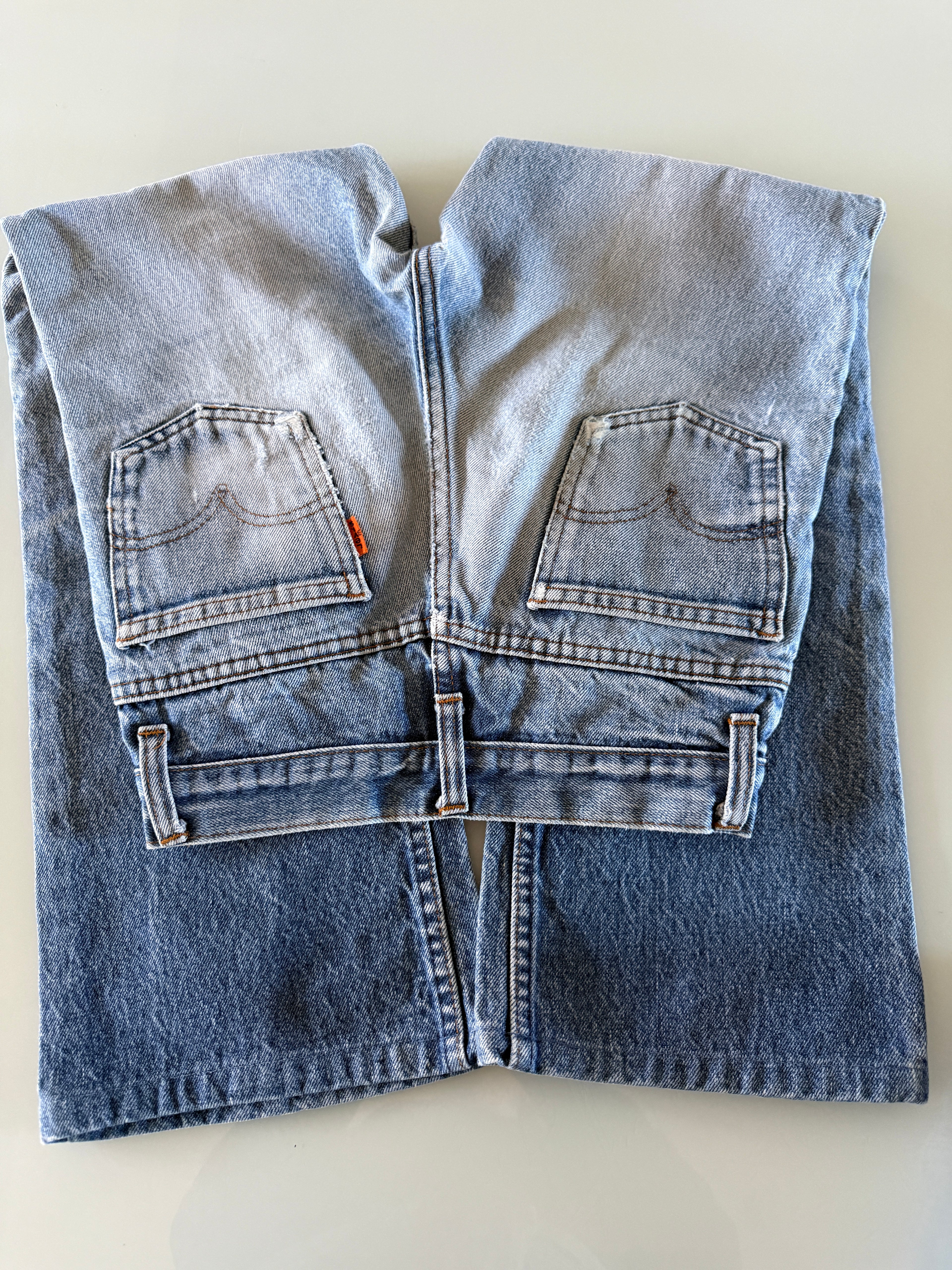 W24 L26 vintage Levis 24/25” measured whiskers denim medium faded blue 70s/80’s levi’s