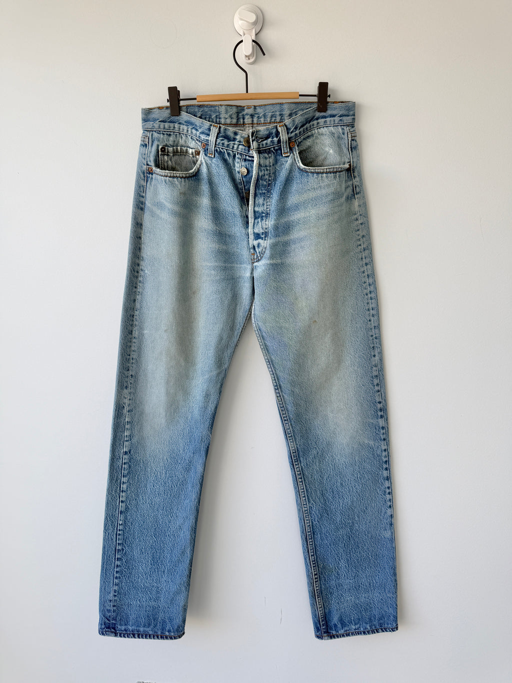 W32 L33 vintage Levis 501 31/32” measured medium faded blue denim 80s Levi’s 501s USA