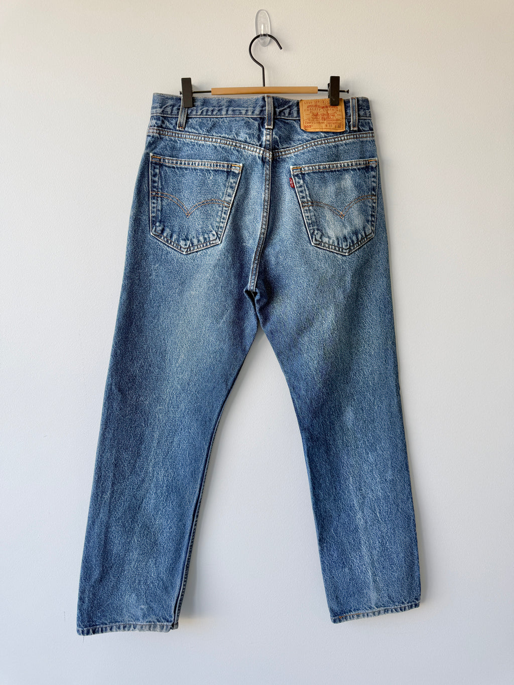 W31 L29 vintage Levis 505 30/31” measured waist dark blue 505s made in 90s  Wallet mark