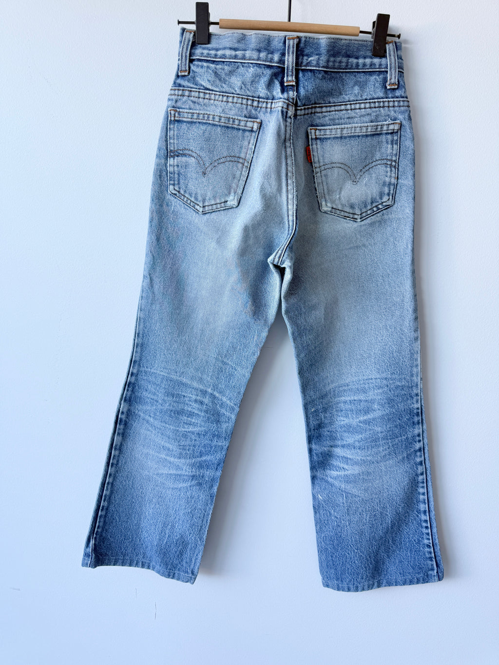 W24 L26 vintage Levis 24/25” measured whiskers denim medium faded blue 70s/80’s levi’s