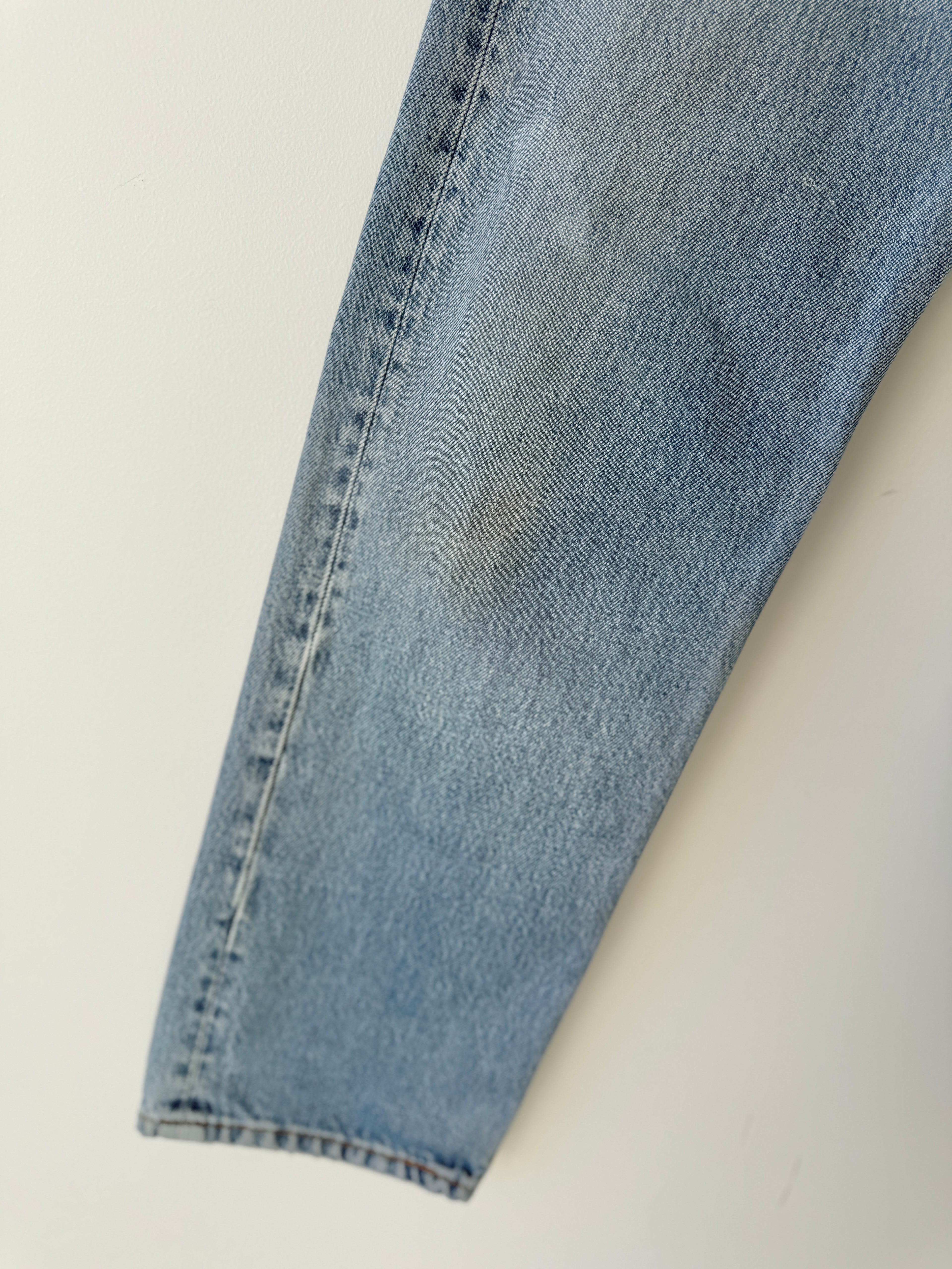 W29 L30 vintage Levis 501 29” measured medium faded blue Y2K Levi’s 501s