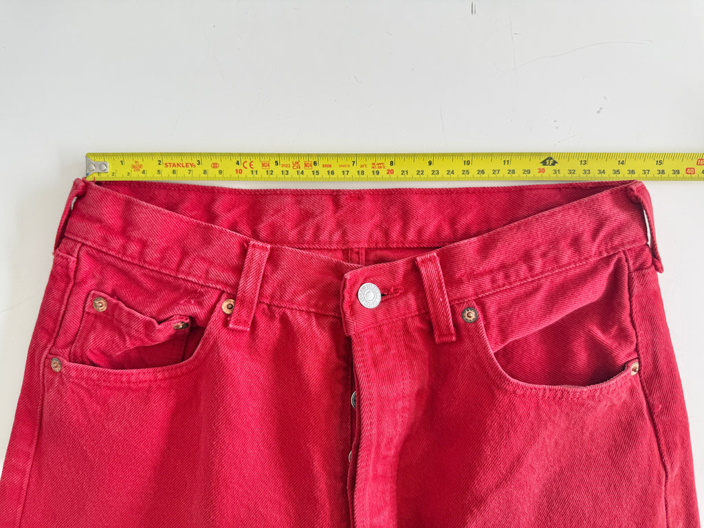 W29 L32 vintage Levis 501 28/29” measured waist red 90s 501s
