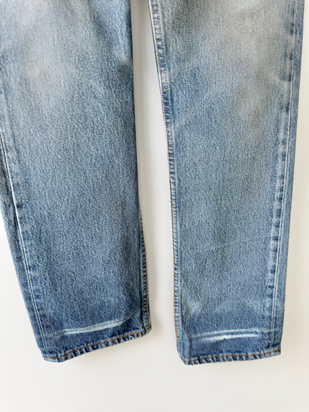 Soft W29 L34 vintage Levis 501 28/29” measured unique faded blue denim 90s USA Levi’s 501s