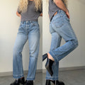 W31 L29 vintage Levis 501 medium blue 30/31” measured waist 501s 80s USA