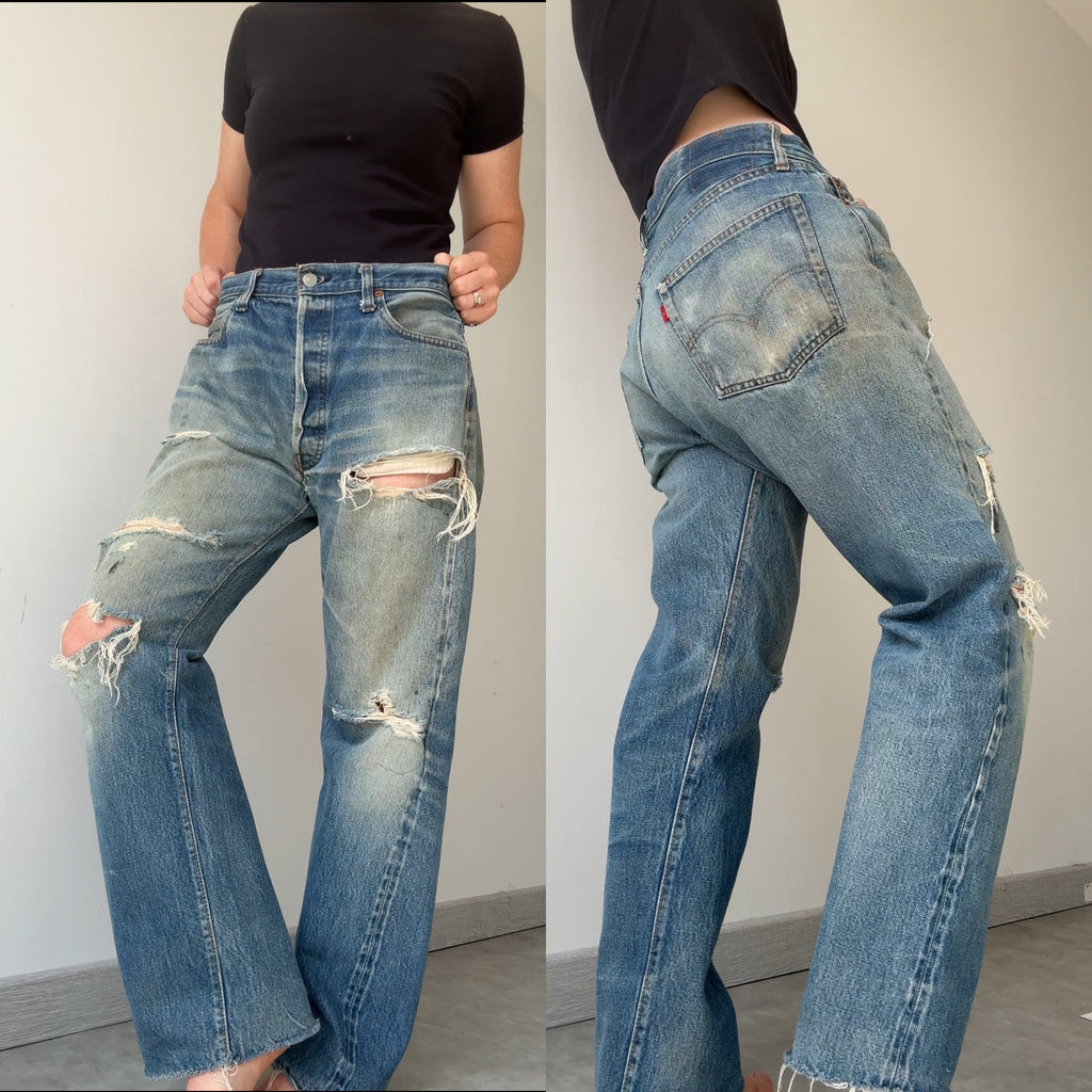 Selvedge soft W34 L28 vintage Levis 501xx 32/34” measured waist light faded blue USA 70s  501 selvedge