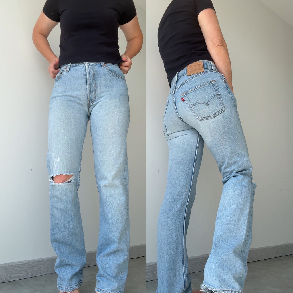 W27 L31 vintage Levis 501 26/27” measured waist light blue faded  90s 501s