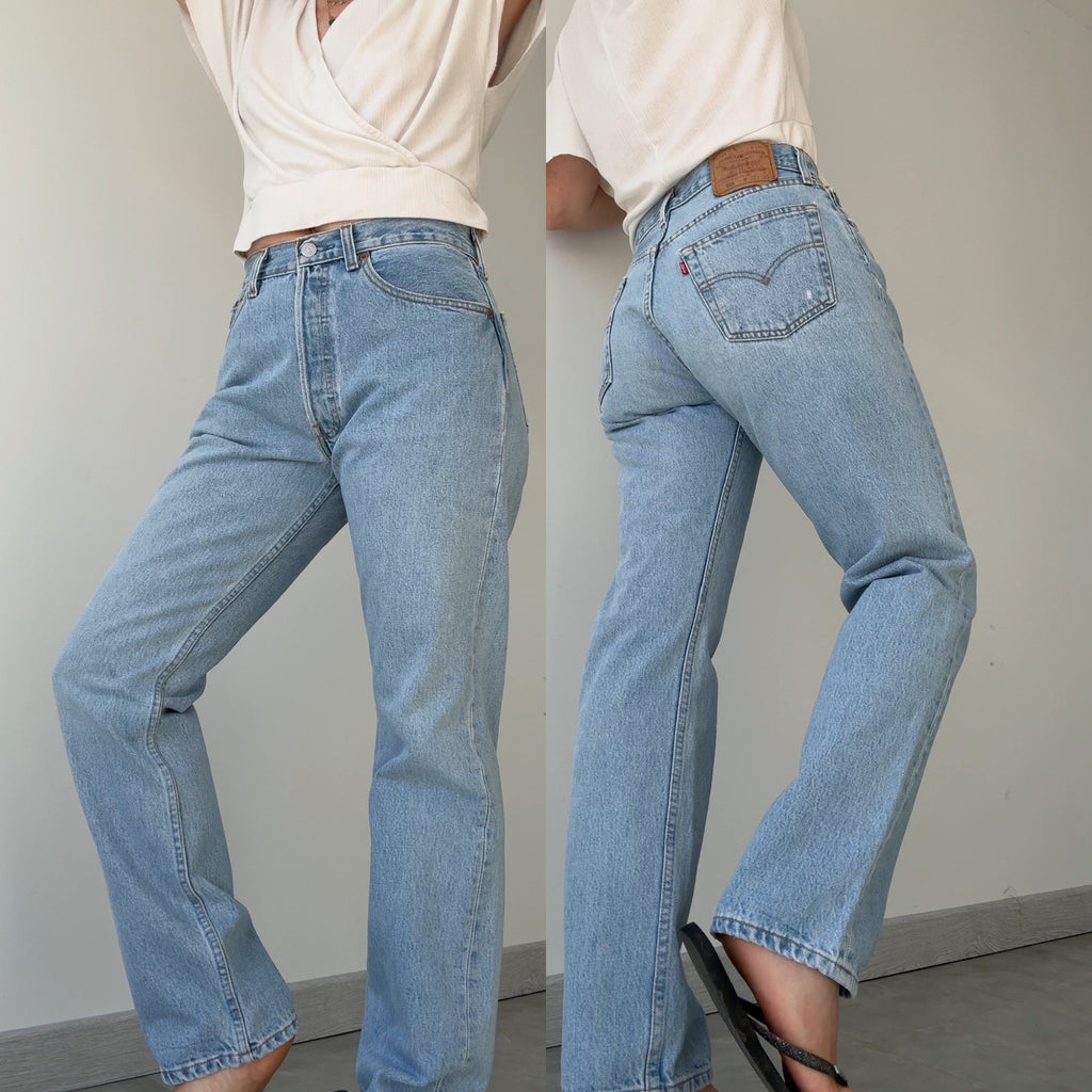W29 L29 vintage Levis 501s 28/29” measured light blue fade denim 90s 501s