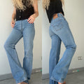W28 L31 vintage Levis 501 27/28” measured waist medium blue 90s USA  501s