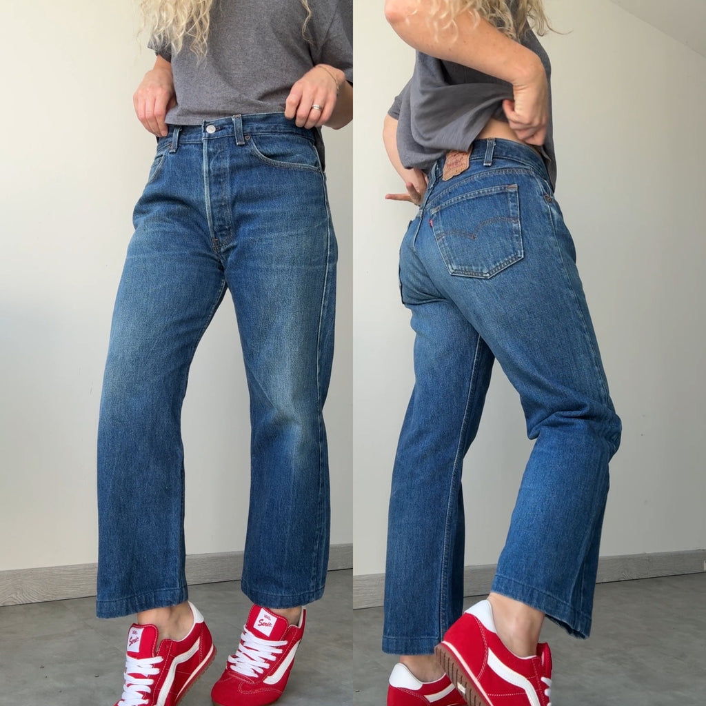 W31 L26 vintage Levis 501 0115 dark blue 30/31” measured waist 501s 80s USA