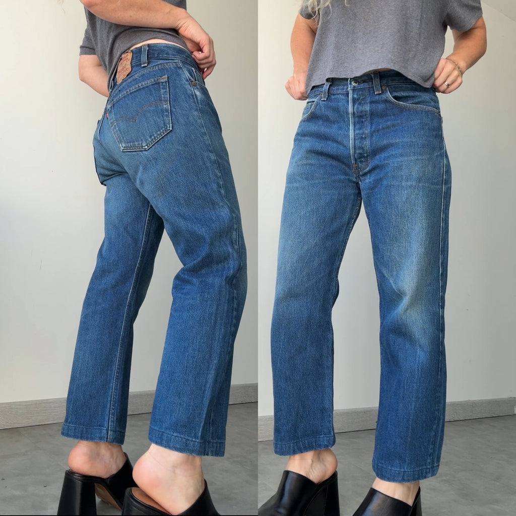 W31 L26 vintage Levis 501 0115 dark blue 30/31” measured waist 501s 80s USA