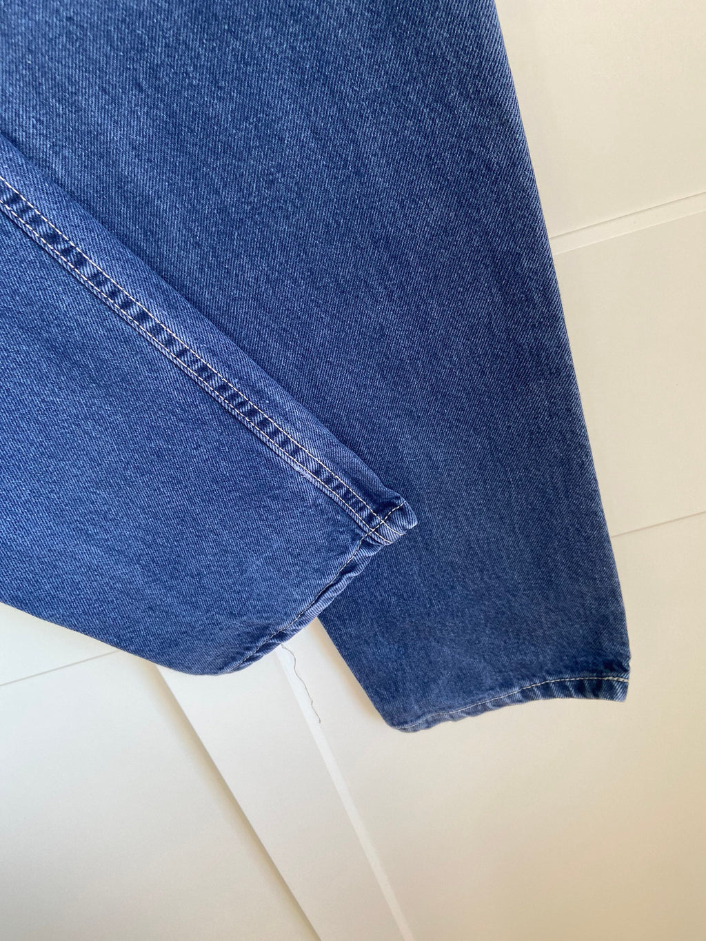 w23 L31 Vintage levis 501 made in USA tag for women vintage 501s 90s Levi’s 501