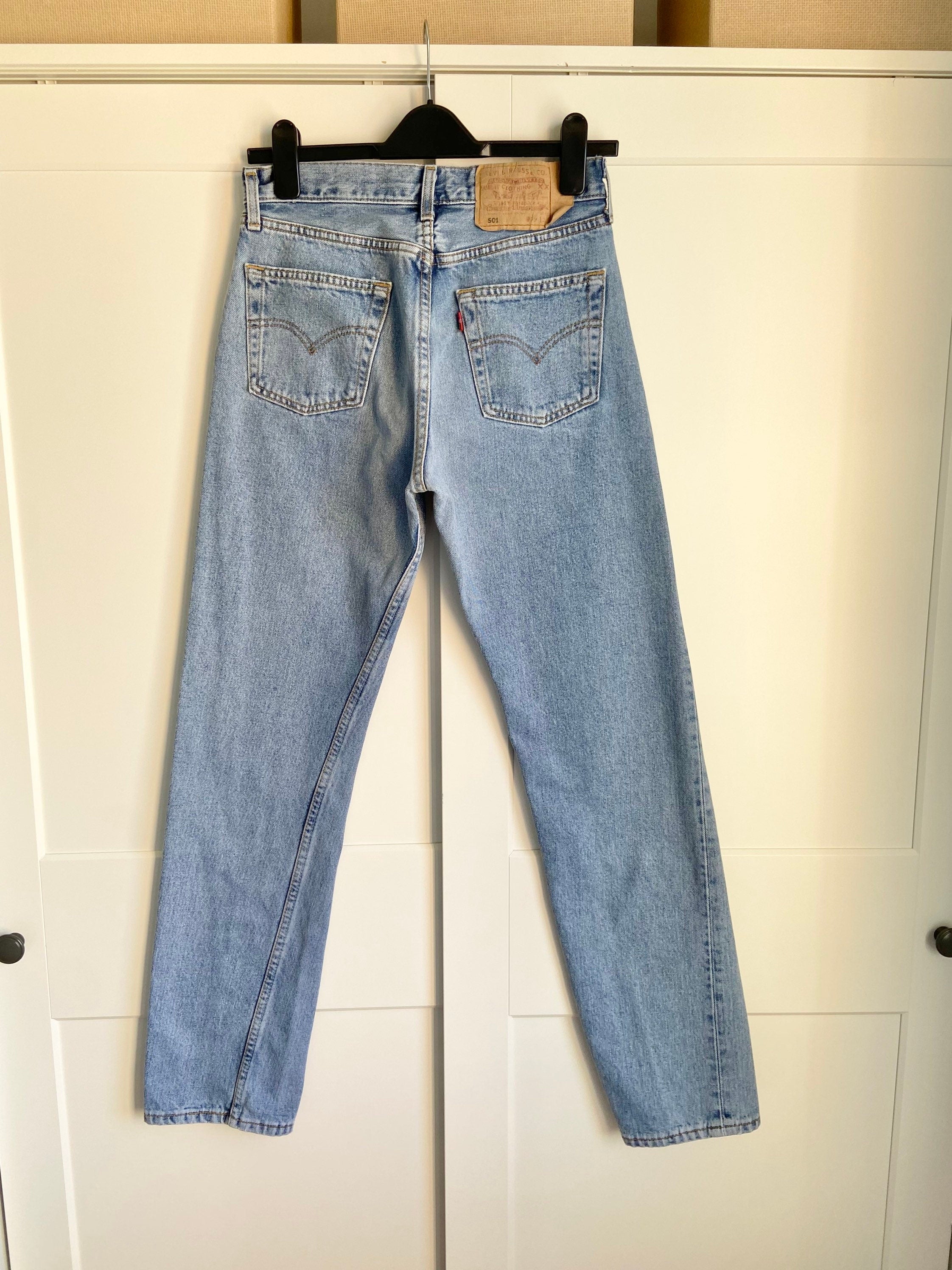 Vintage Levi’s 501 w27” L31”  made in France 1997