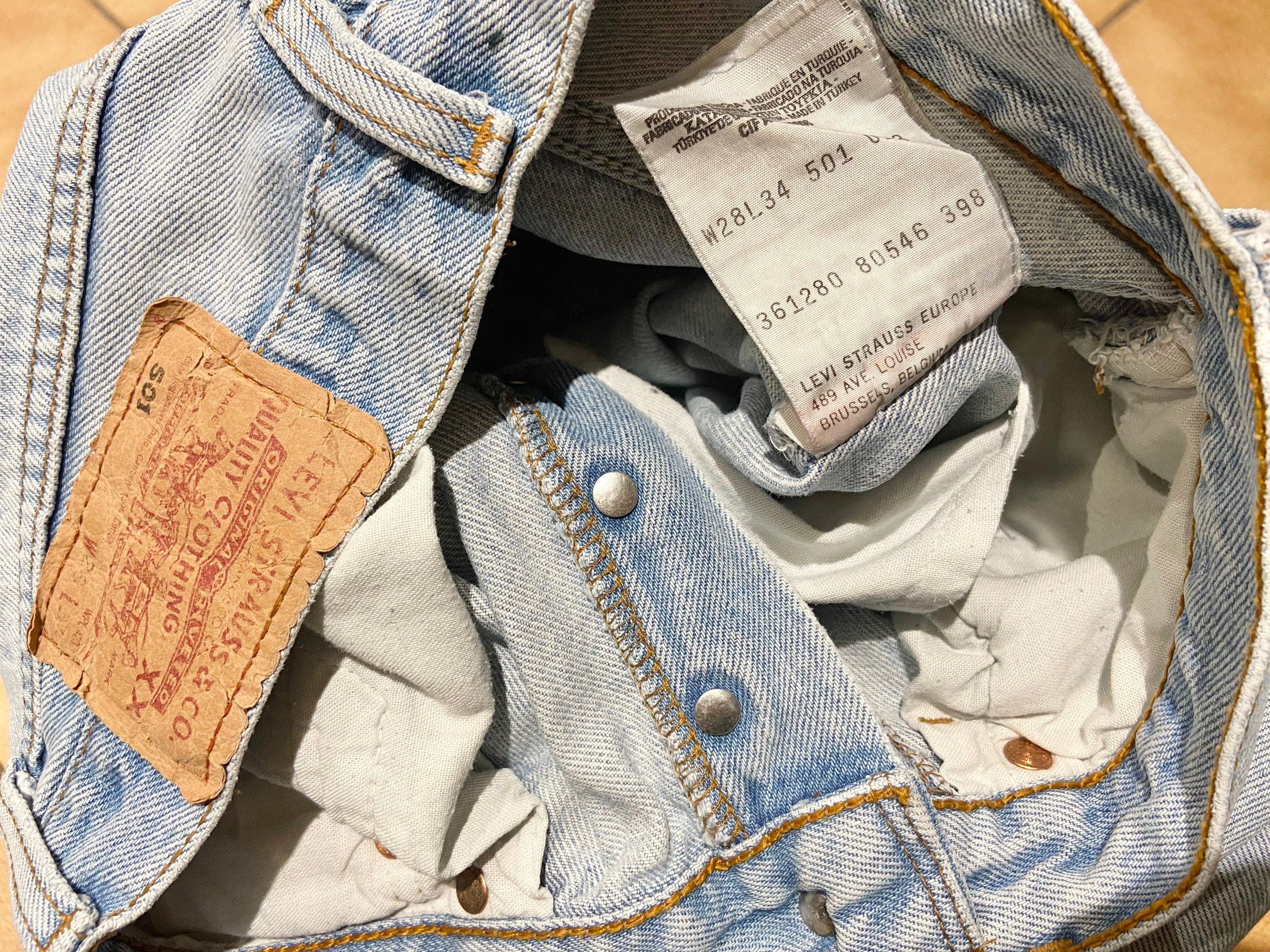 Vintage Levi’s 501 w26 L27  90s