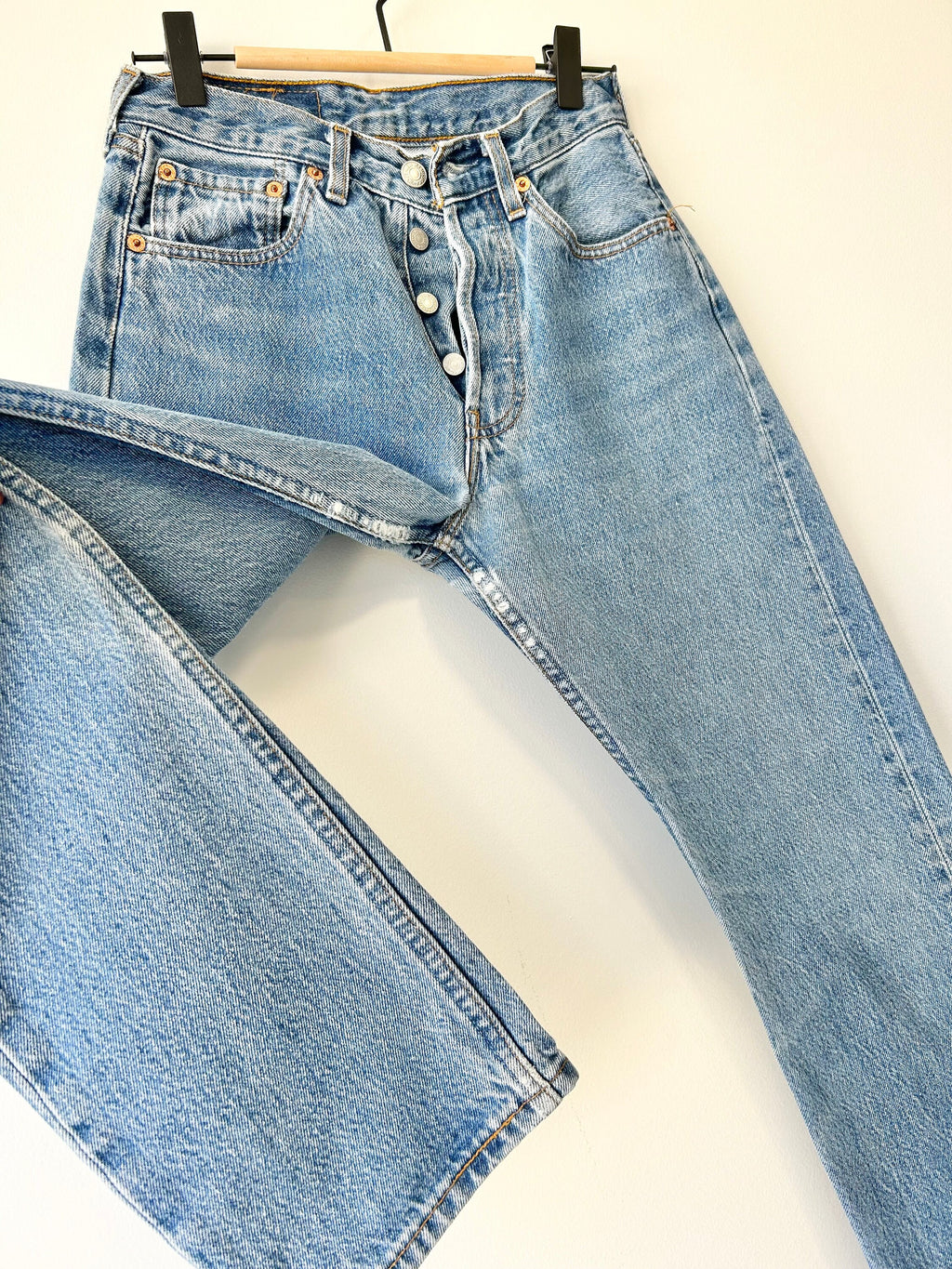 Levis 501 jeans w24 L30 light blue 501 stone wash  blue vintage 501s made in 90s