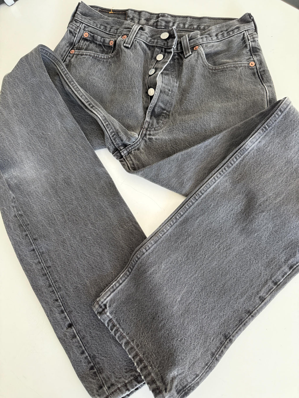 W29 L34 Levis 501 vintage 28-29” measured waist black made in USA 90s