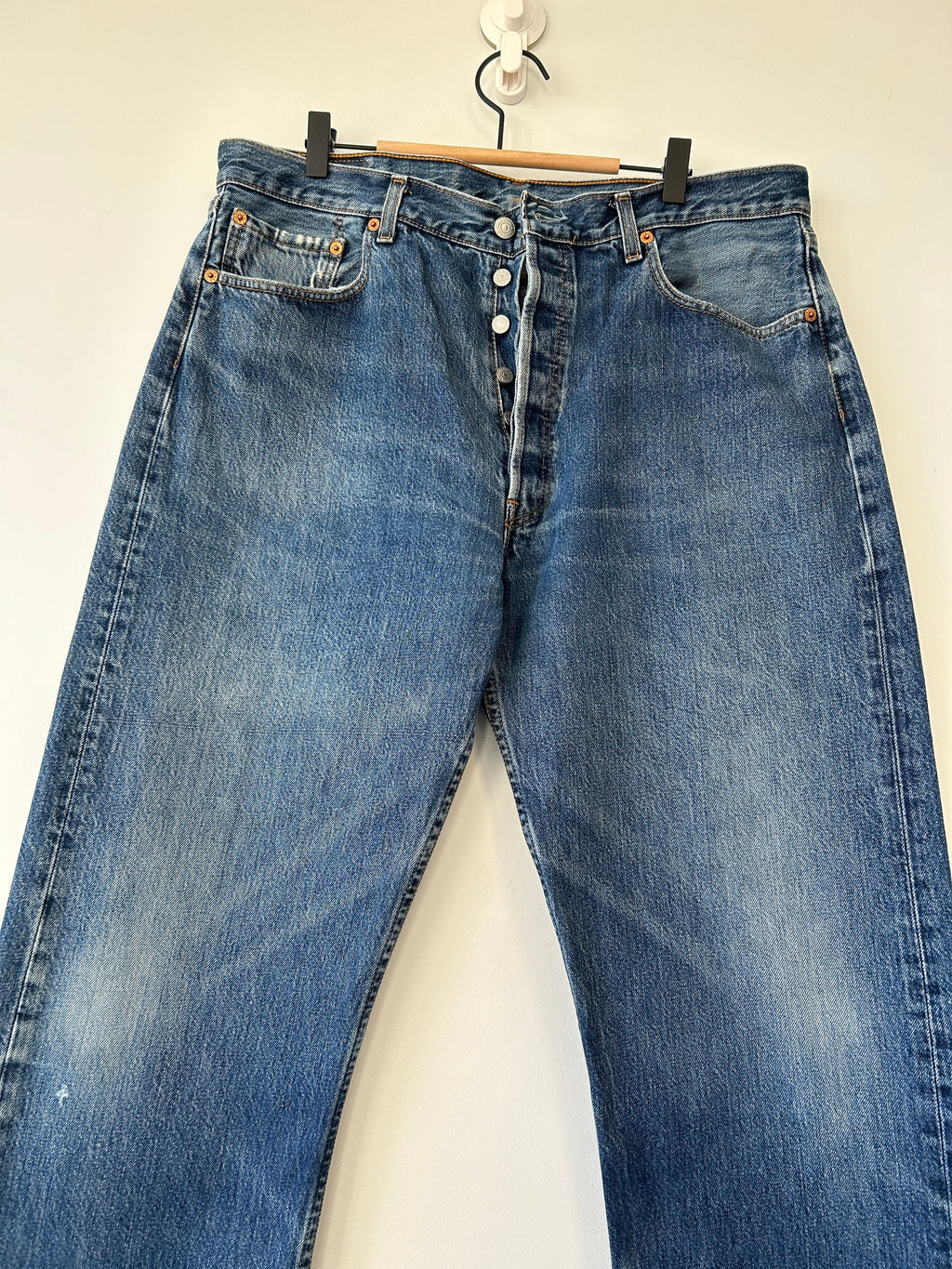w36 L35 Levis 501 jeans dark faded blue Levi’s made in Spain dark denim 501 vintage made in 90s 501 vintage Levi’s