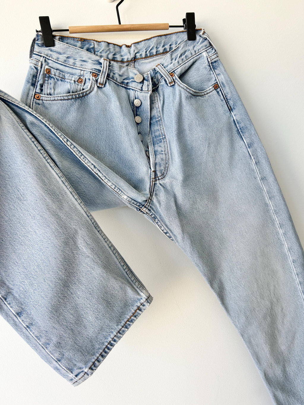 Levis 501 vintage w27 L33 Levi’s light faded denim straight leg Levi’s 501 90s vintage 501  (27”/26” waist)