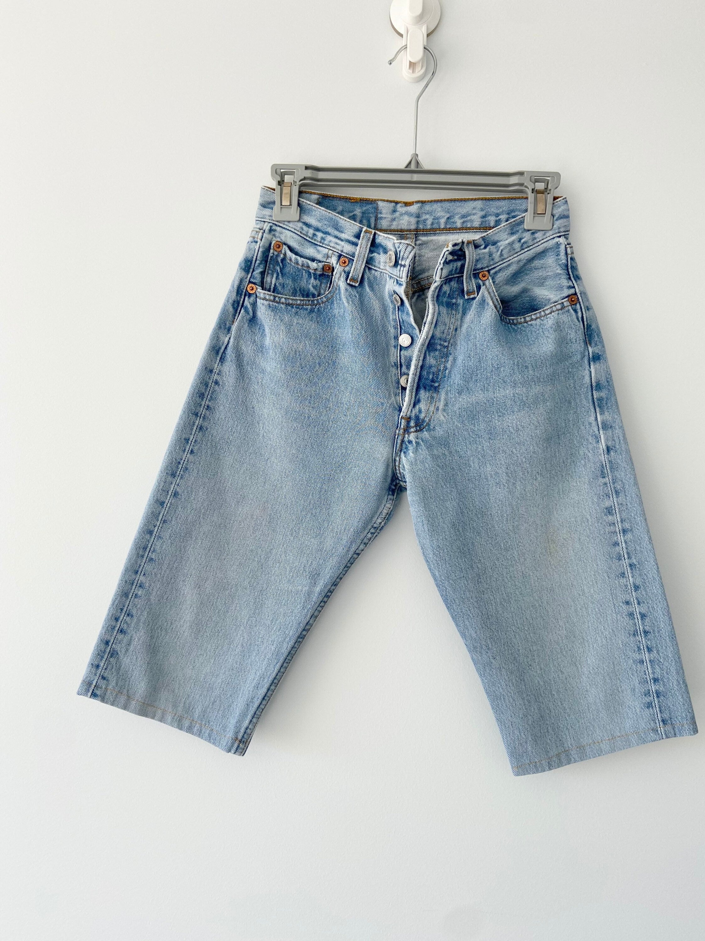 w25 Vintage Levi’s 501 light blue shorts made in Poland 90s