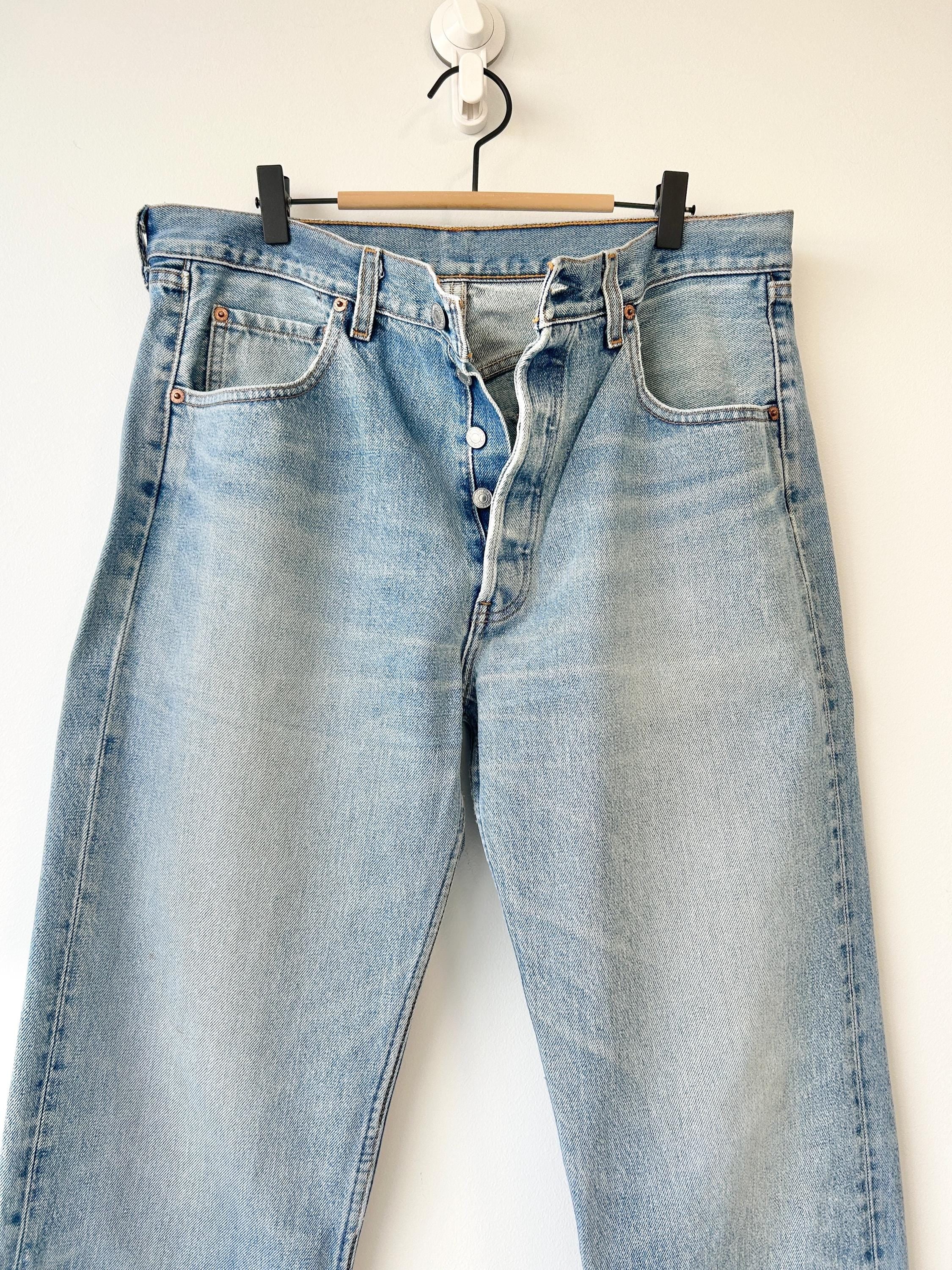 w35 L33 Levis 501 vintage medium faded blue straight leg made in USA 501 vintage 501  w33-35