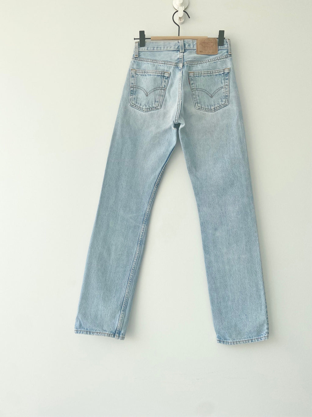 501 jeans w24 L30 light blue stone wash  vintage 501s made in USA