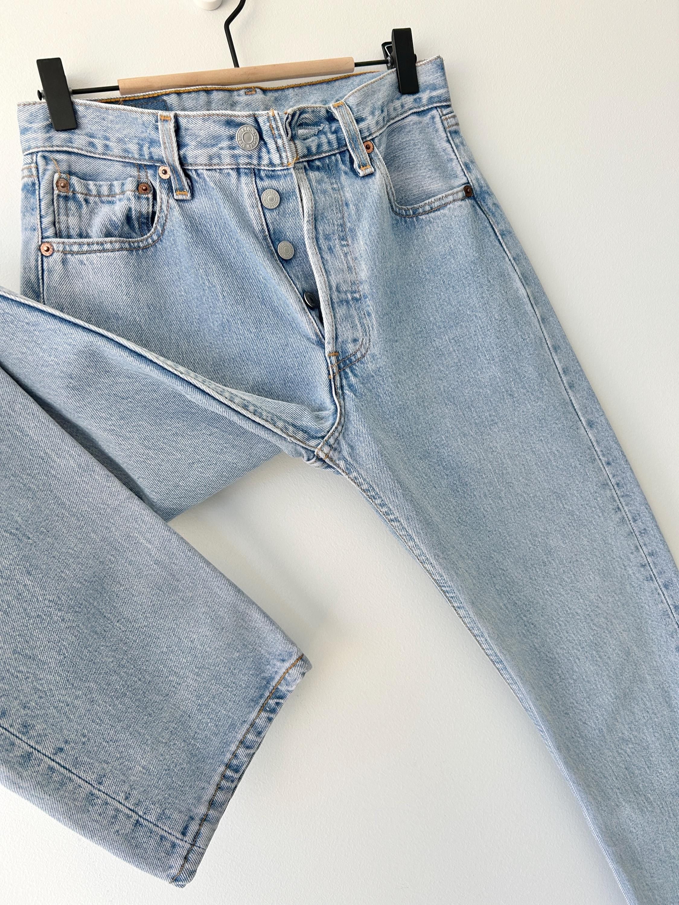 Levis 501 vintage w26 L31 Levi’s faded light blue straight leg Levi’s 501 90s USA vintage Levi’s 501  (25/26 waist)