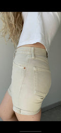 w27 Beige Vintage Levi’s 501  shorts