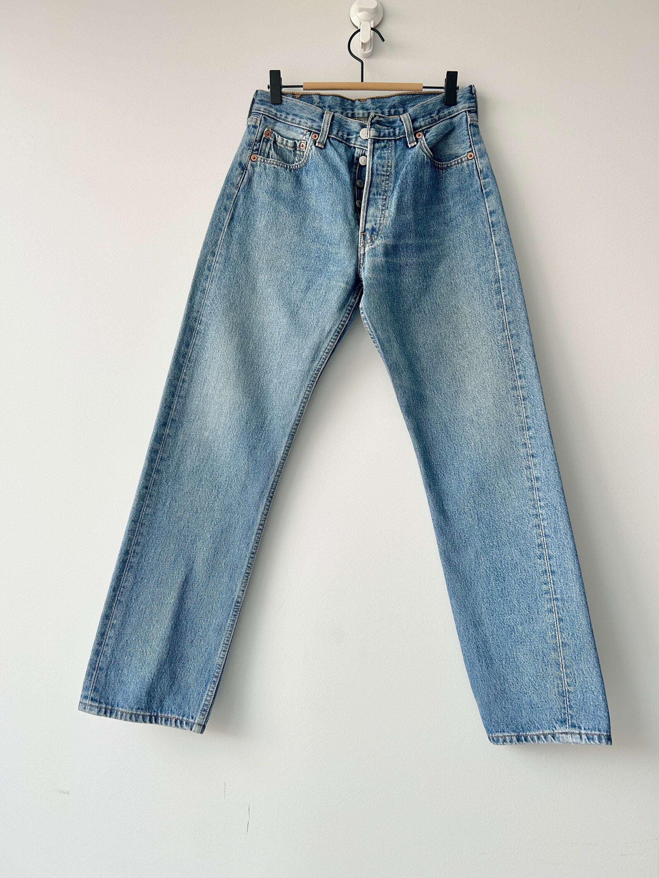 Levis 501 vintage w28 L29 Levi’s medium blue faded made y2k straight leg 501 vintage Levi’s 501