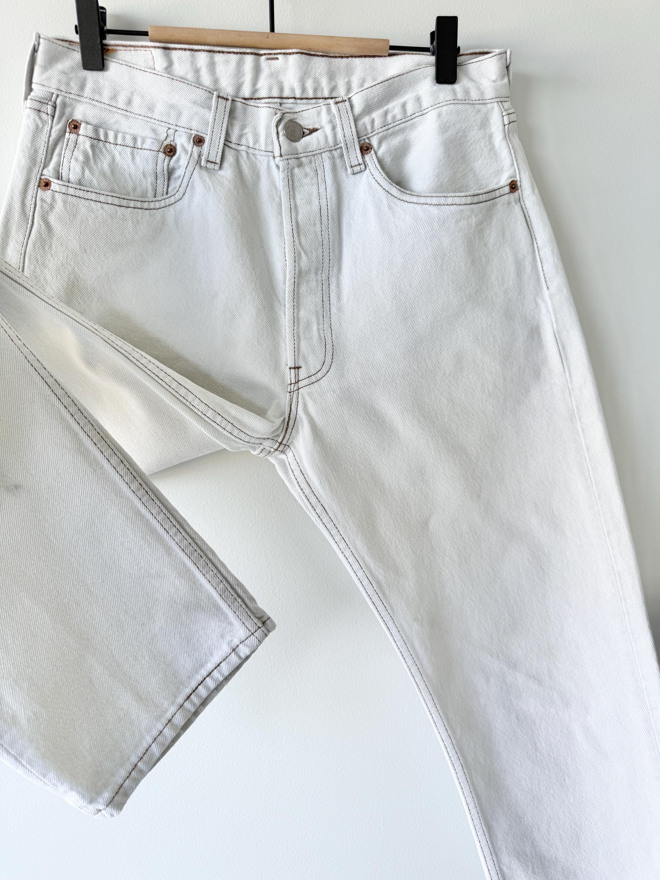 w30 L33 Levis 501 29-30” waist vintage beige 501s  made in USA 90s straight leg jeans 501