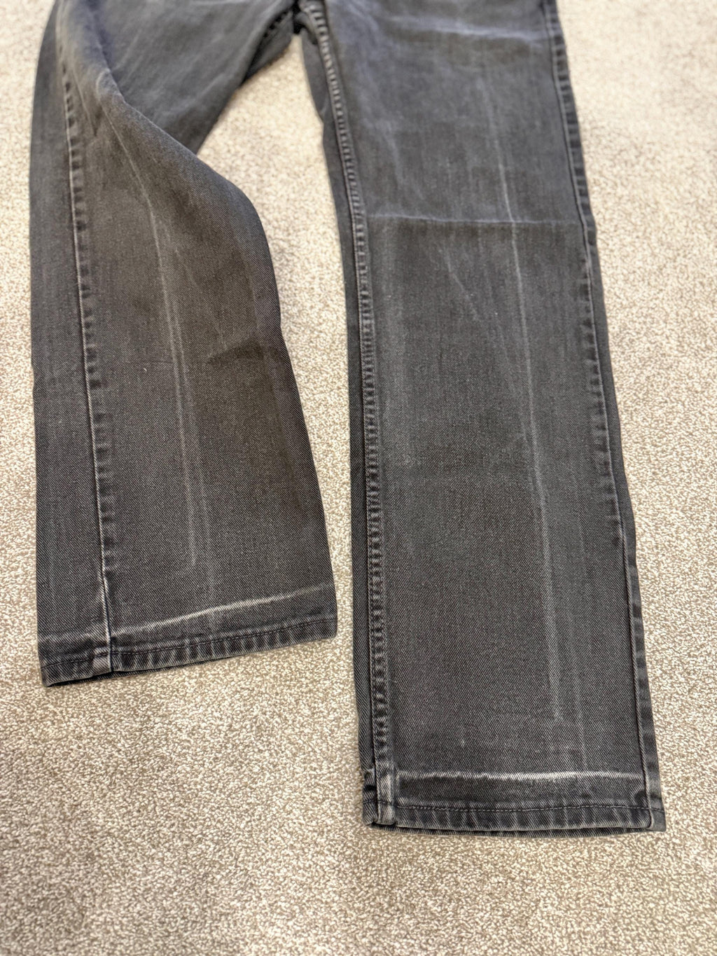 w31 L29 Levis 505 vintage black faded black grey made in 90s Canada  straight leg jeans 505 vintage 30”/31” waist