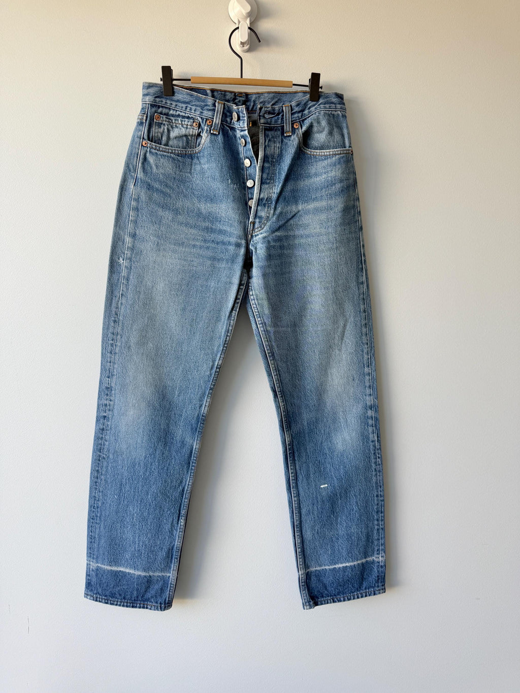 W30 L31 Levis 501 vintage 29-30” measured waist raw blue made in USA 90s