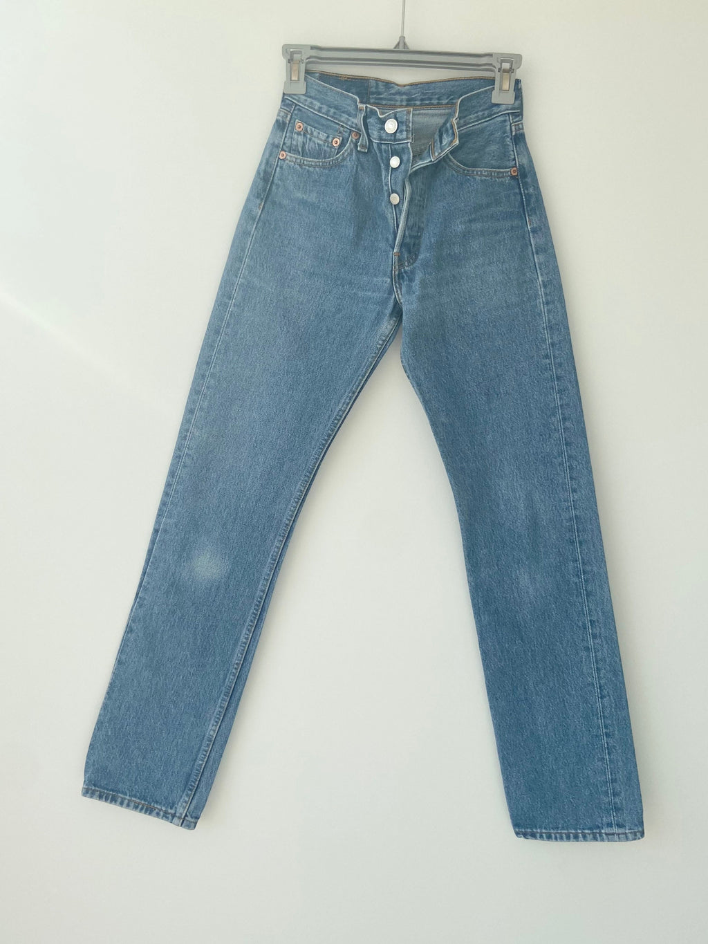 Vintage Levi’s 501  w24” L30”