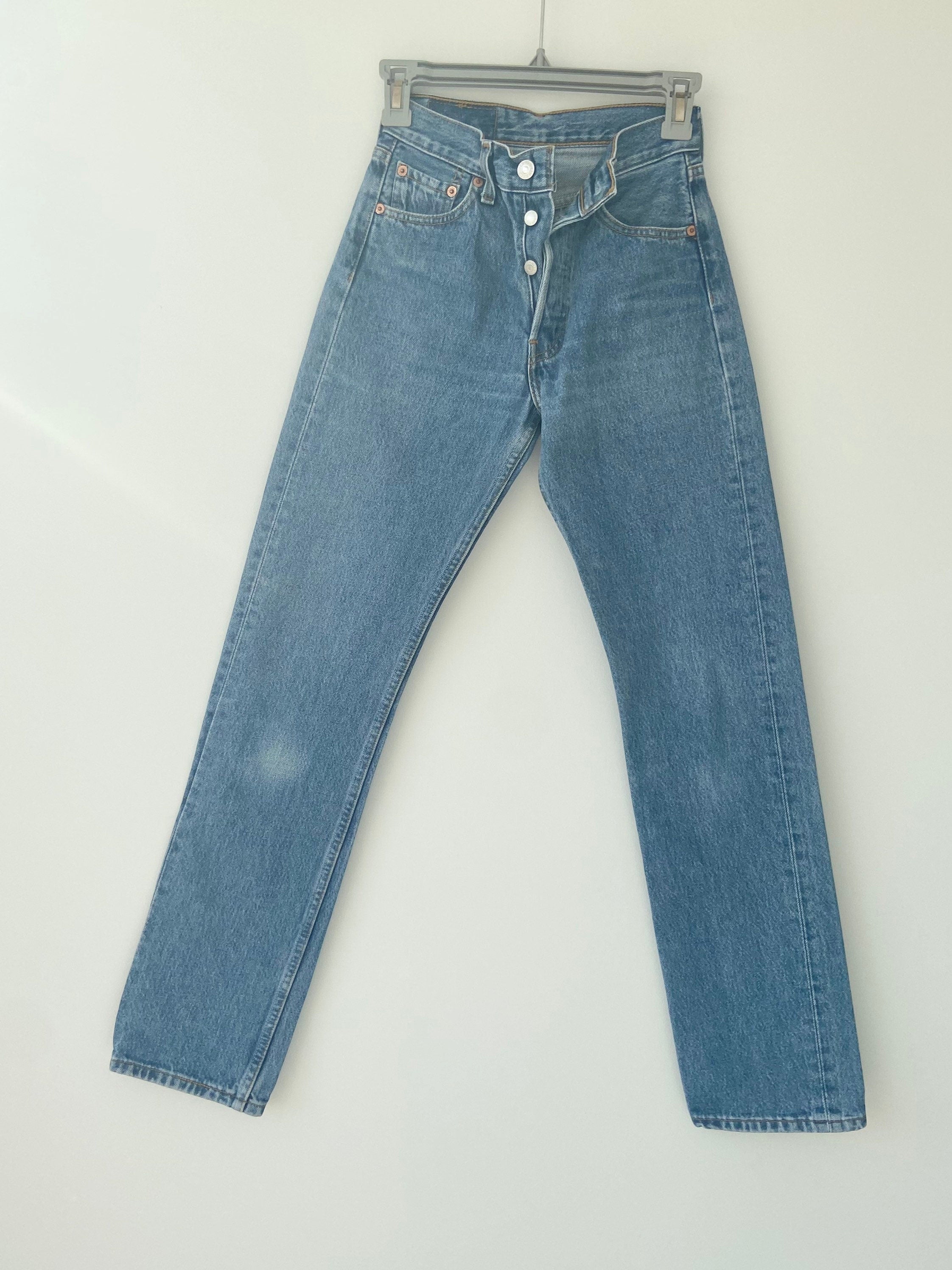 Vintage Levi’s 501  w24” L30”