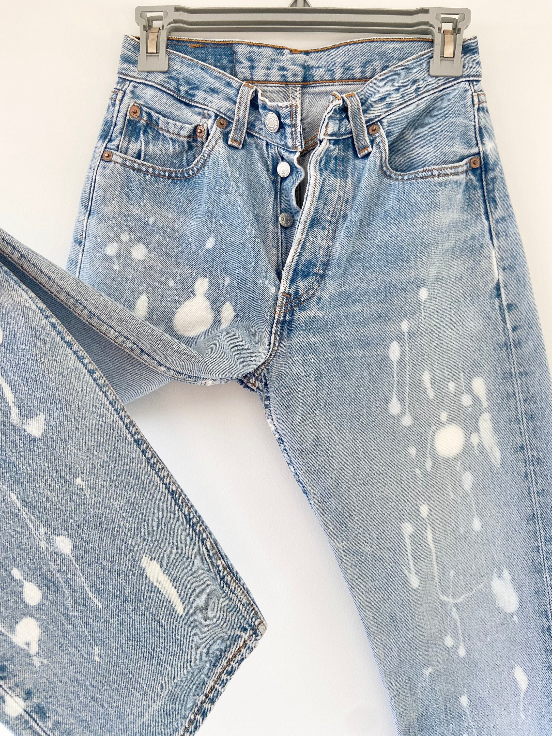 Vintage Levi’s 501  w25” L29” made in USA for women tag bleached 90s Levi’s 501s distressed Levis