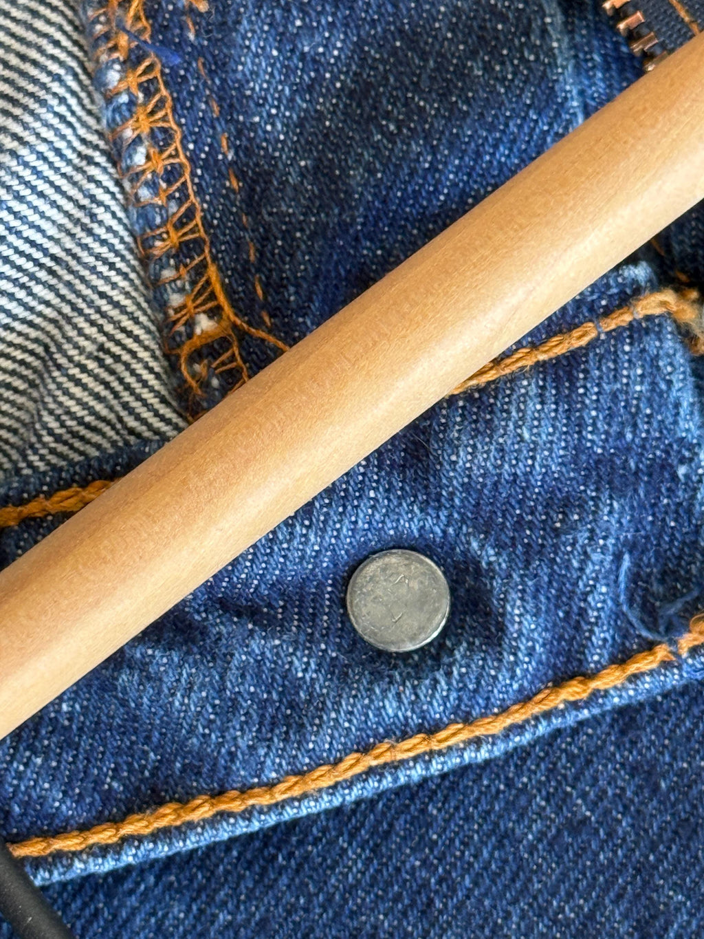 W30 L32 vintage Levis 505 29-30” measured waist raw blue denim made in early 90s
