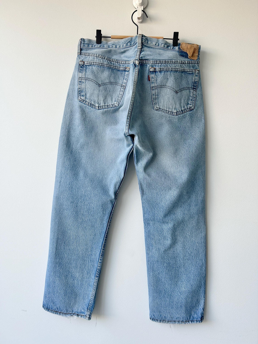 Levis 501 vintage w36 L29 Levi’s 80s faded straight leg jeans made in USA 501 vintage 501 35”/36” waist decuk