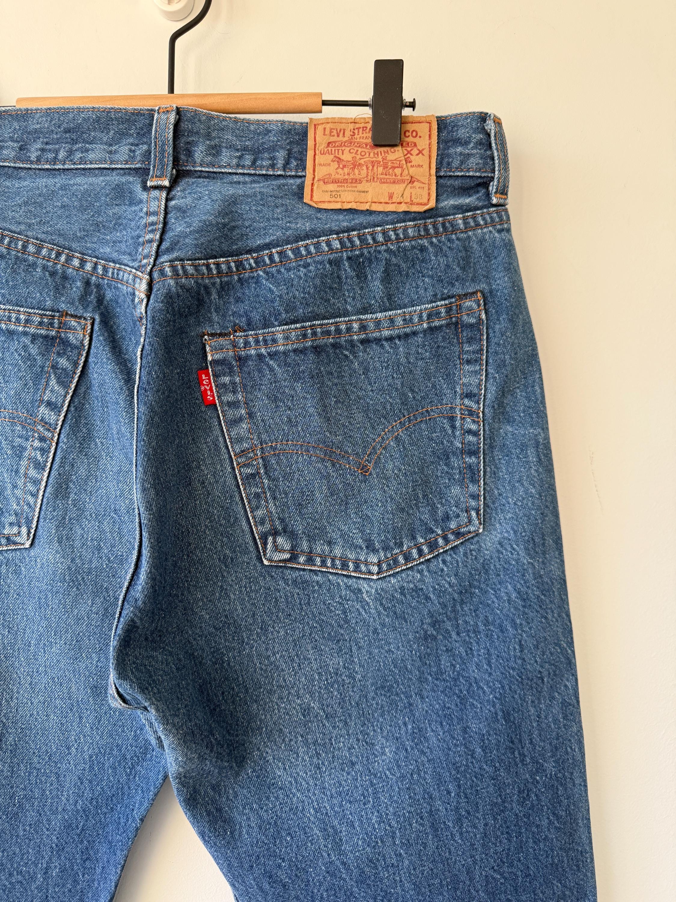 W31 L29 vintage Levis 501 30-31” measured raw blue dark blue made in 70s/80s