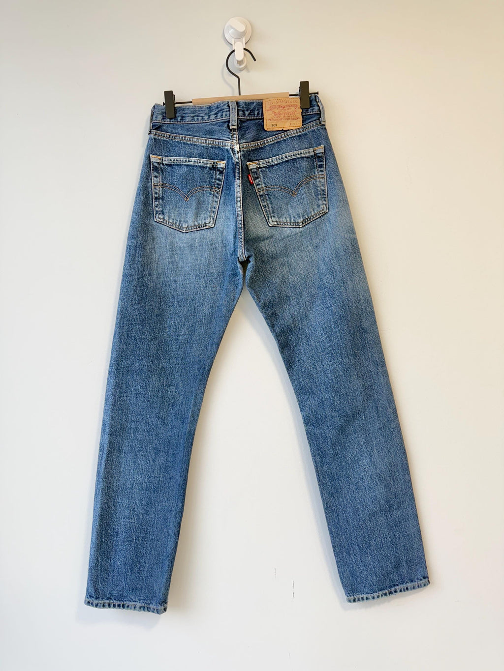 Levis 501 vintage w25 L30 dark faded blue 501s straight leg jeans 501 24”/25” waist