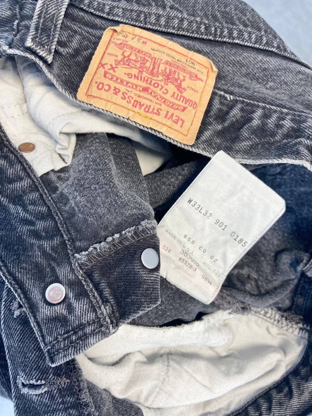 Vintage Levi’s 901  w28” L26” made in USA 1994