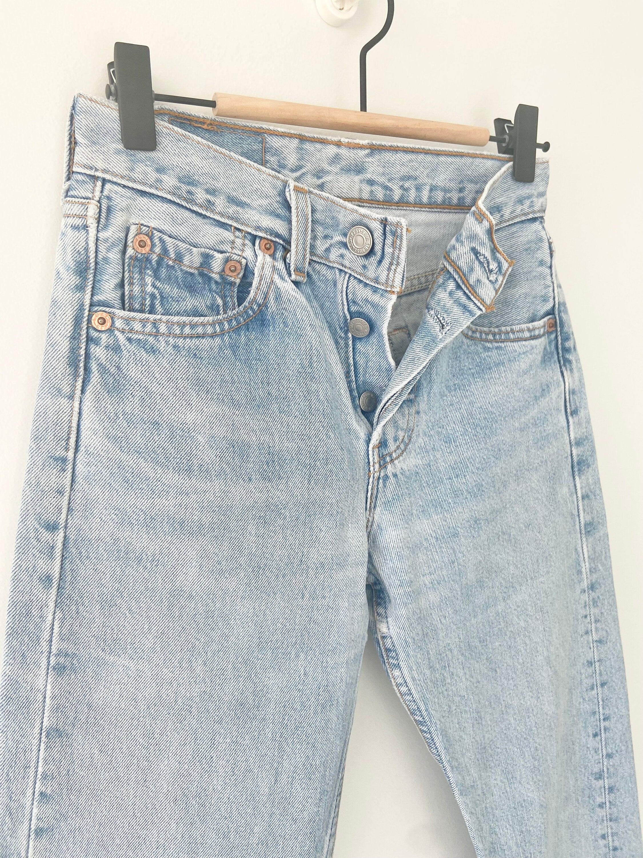 501 jeans w24 L30 light blue stone wash  vintage 501s made in USA