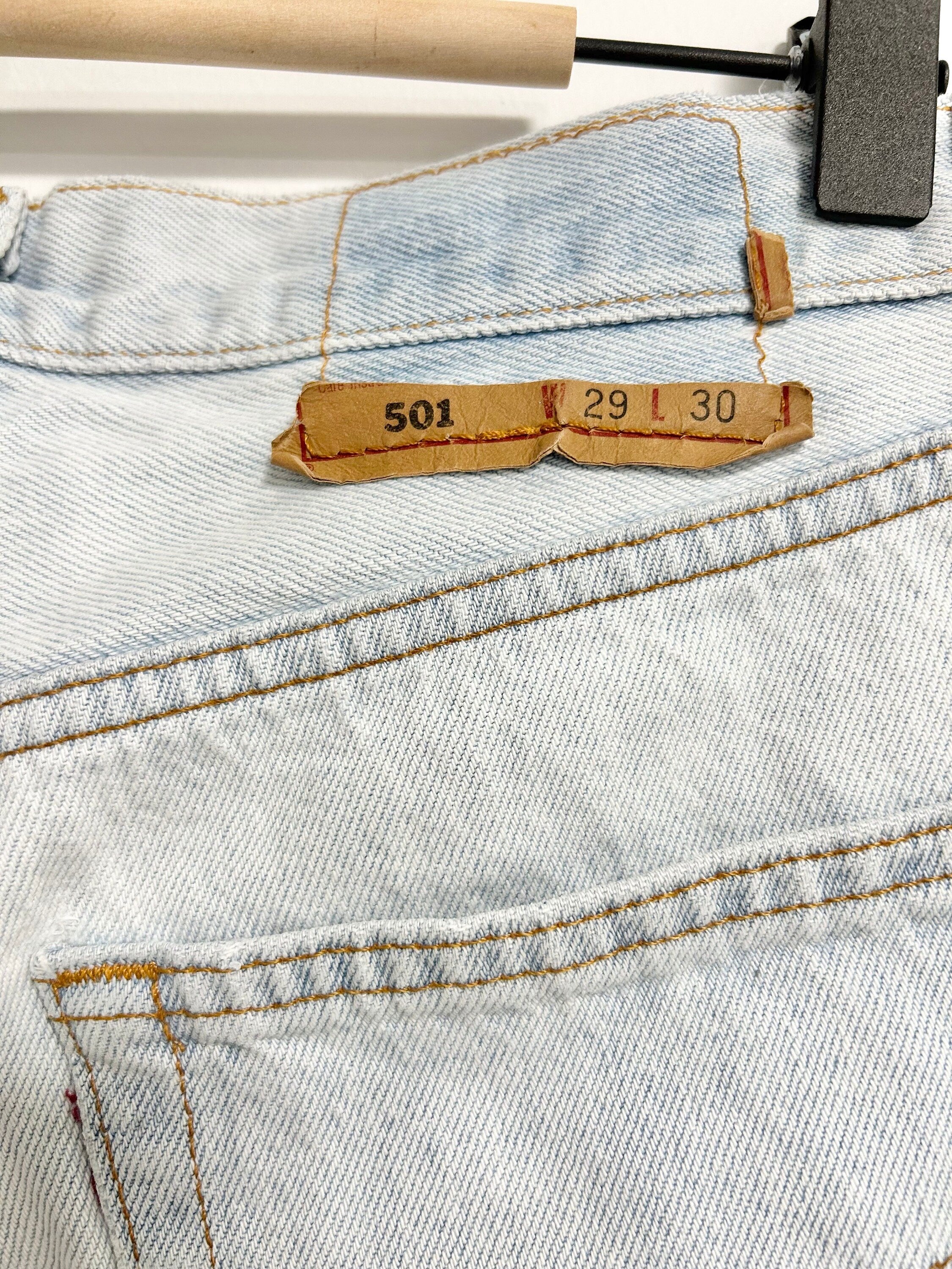 Levis 501 jeans w28 L30 90s light wash faded blue 501 faded wash blue 501 vintage 501s