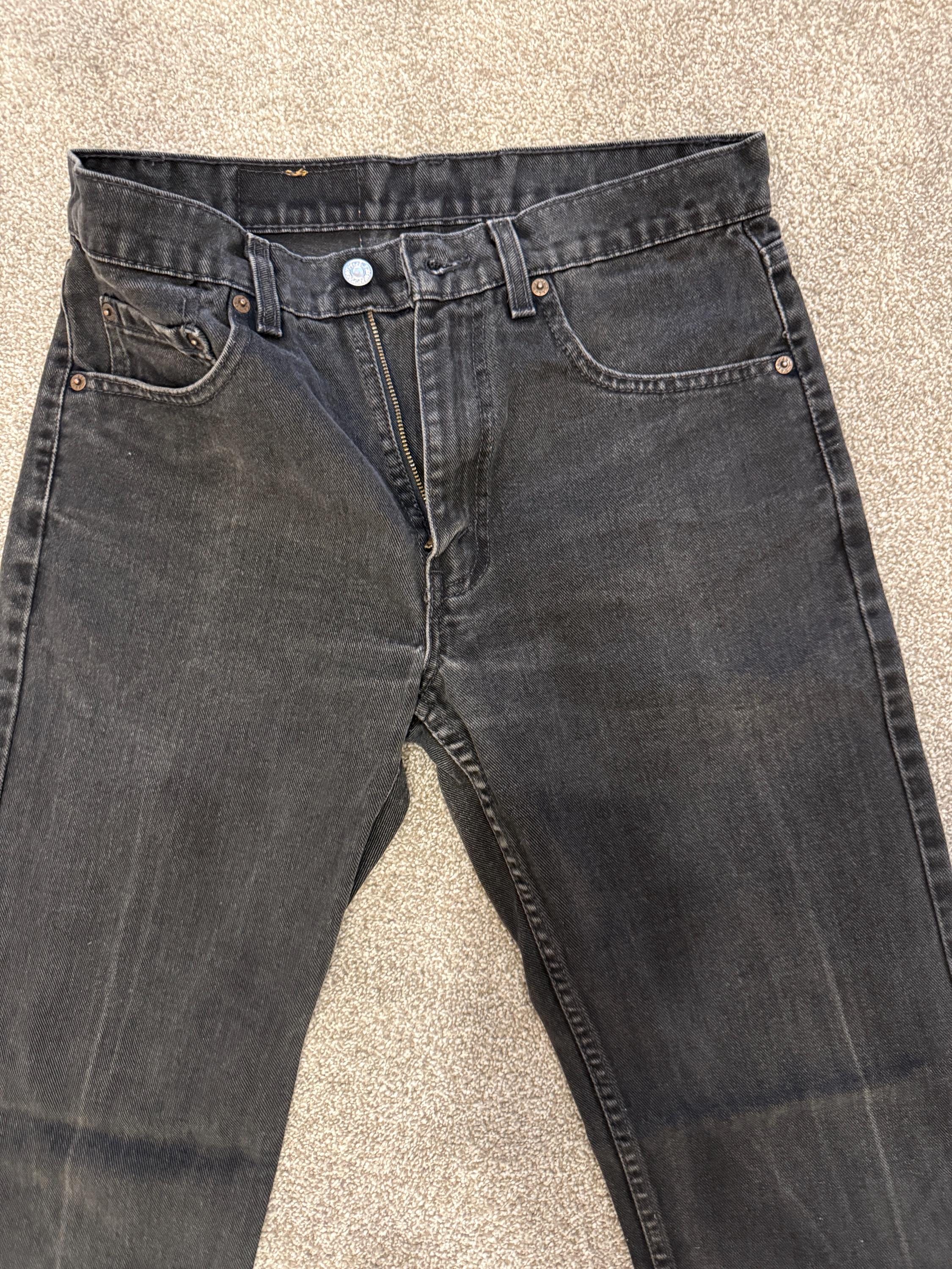 w31 L29 Levis 505 vintage black faded black grey made in 90s Canada  straight leg jeans 505 vintage 30”/31” waist