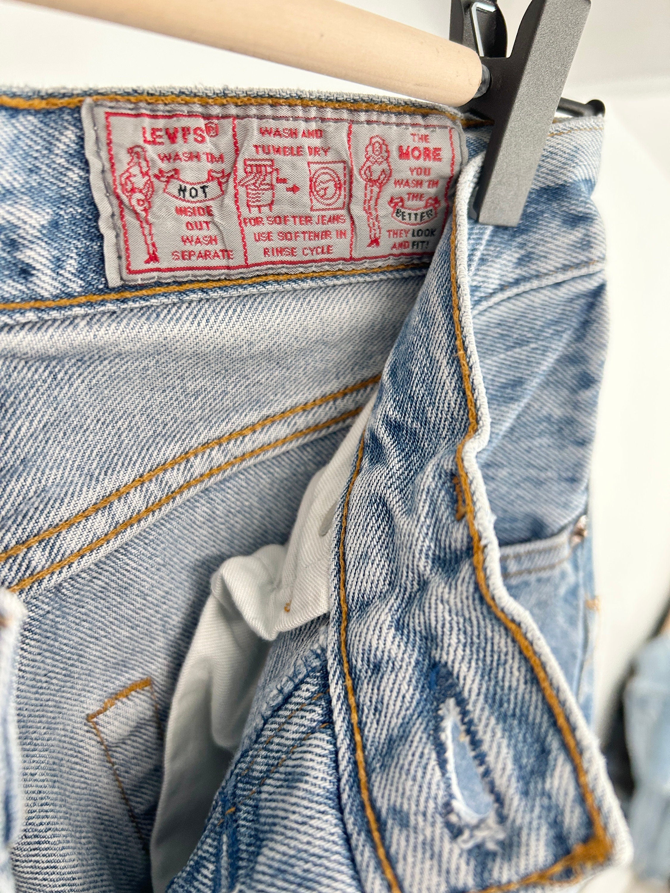 Levis 901 jeans w26 L29 light blue denim 901 vintage Levi’s 80s faded light blue denim 901 vintage