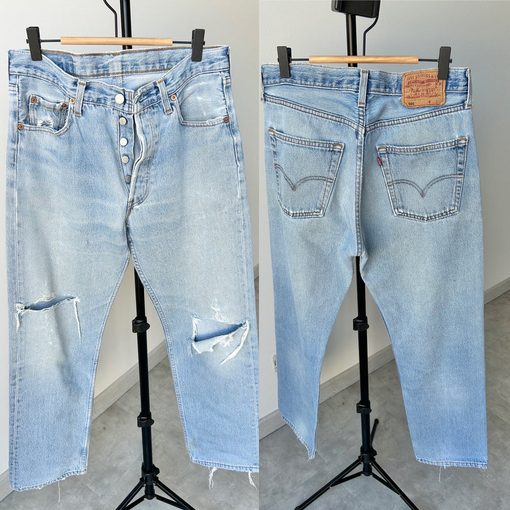 Soft Levis 501 vintage w31 L28 Levi’s light blue faded blue made in U.K. 90s straight leg 501 vintage Levi’s 501