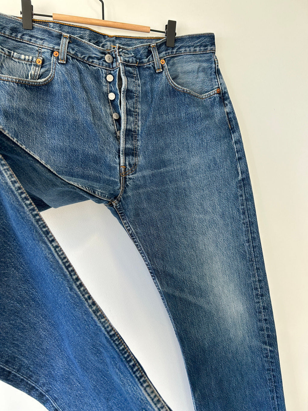 w36 L35 Levis 501 jeans dark faded blue Levi’s made in Spain dark denim 501 vintage made in 90s 501 vintage Levi’s