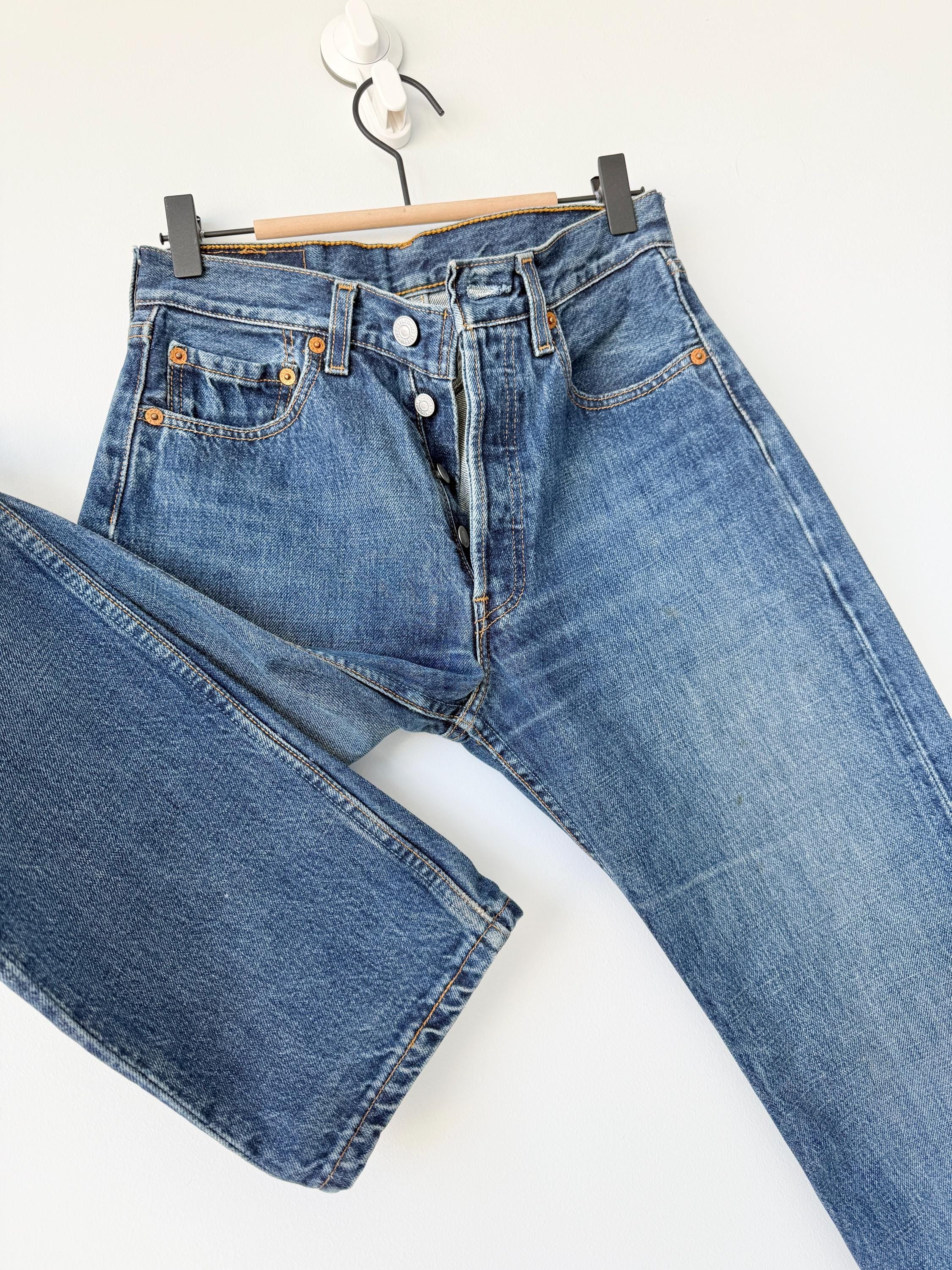 Soft Levis 501 vintage w24/25 L31 faded dark blue blue 501s made in Spain 90s straight leg jeans 501 24”/25” waist (marsuk2)