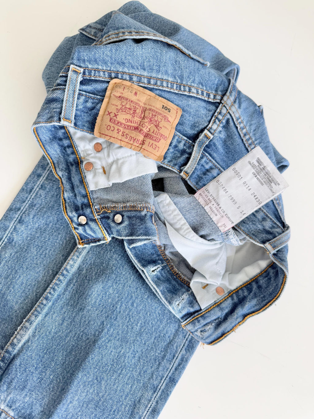 Levis 501 vintage w23 L29 medium blue 501s made 90s straight leg jeans 501 22”/23” waist (febuk)